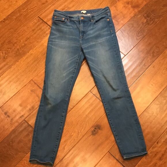 J. crew Medium Light Wash Skinny Jeans, Light Stretch Material Size 28 - Picture 1 of 16